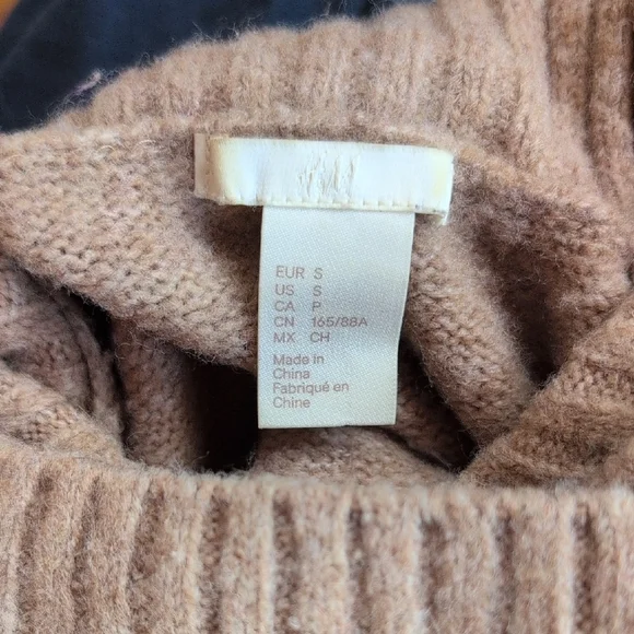 H&M Tan Sweater with Tiger Design - Picture 3 of 3